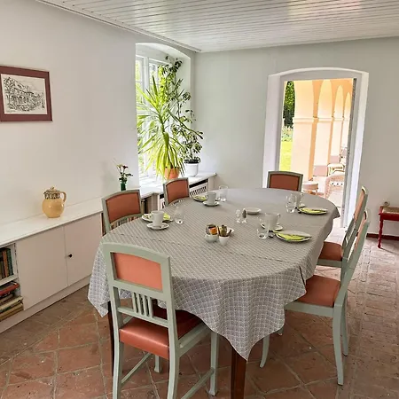Rittmeister-zimmer Emkendorf * Emkendorf (Rendsburg-Eckernforde)